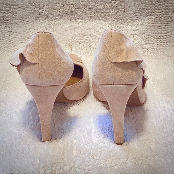 Beige Suede Ruffled Pump Heel - Picture 5 of 10